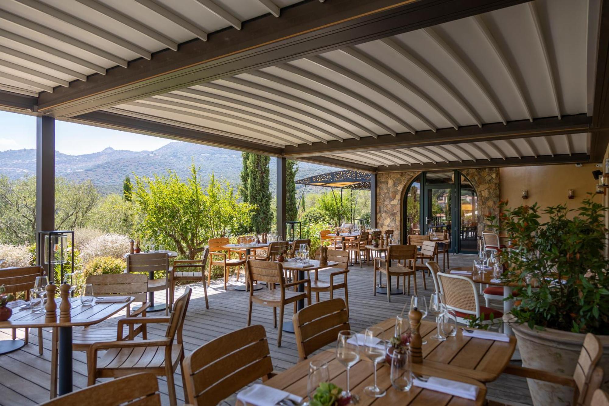 Hôtel Restaurant Villa Joséphine LʼÎle-Rousse Exterior foto