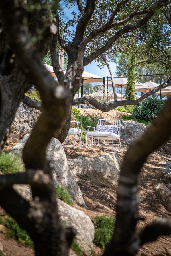 Hôtel Restaurant Villa Joséphine LʼÎle-Rousse Exterior foto